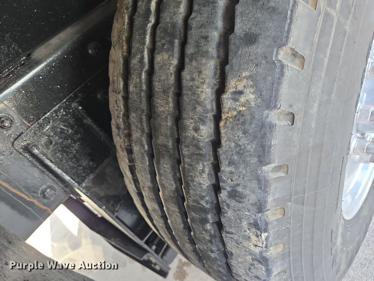 image for item DT4893 2013 Mack Granite GU713 dump truck