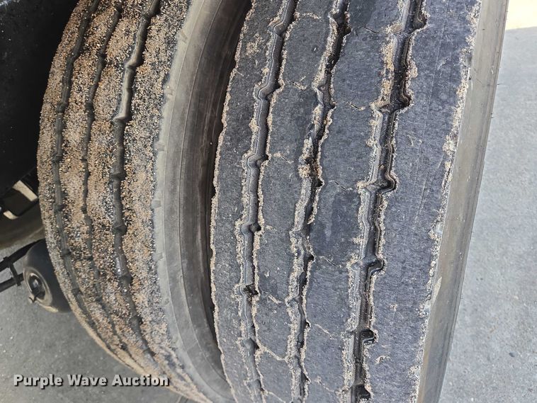 image for item DT4893 2013 Mack Granite GU713 dump truck