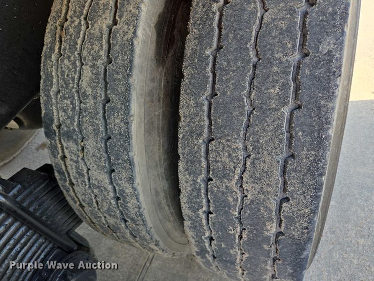 image for item DT4893 2013 Mack Granite GU713 dump truck