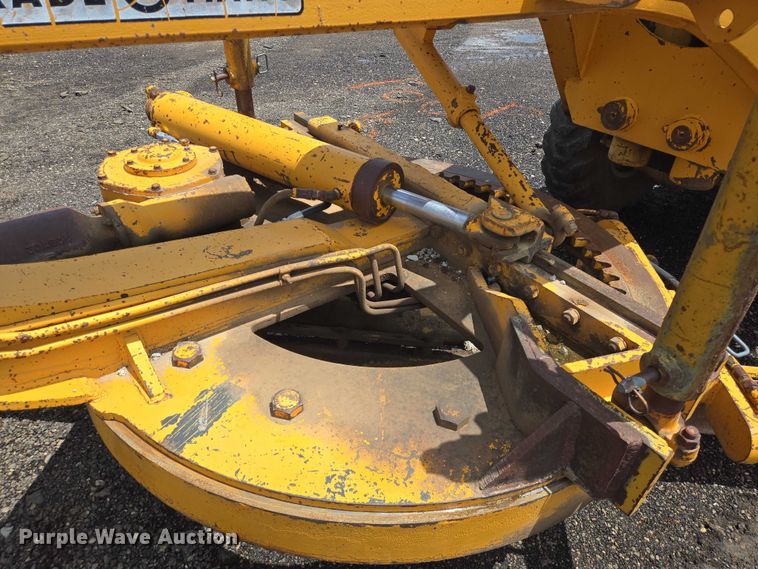 image for item DT4894 1971 Galion T-500 rigid frame motor grader