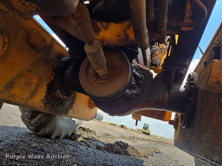 image for item DT4894 1971 Galion T-500 rigid frame motor grader