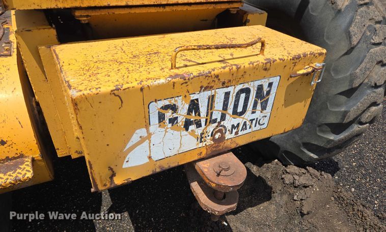 image for item DT4894 1971 Galion T-500 rigid frame motor grader