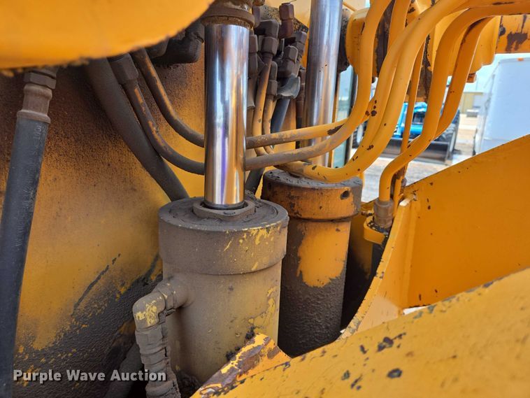 image for item DT4894 1971 Galion T-500 rigid frame motor grader