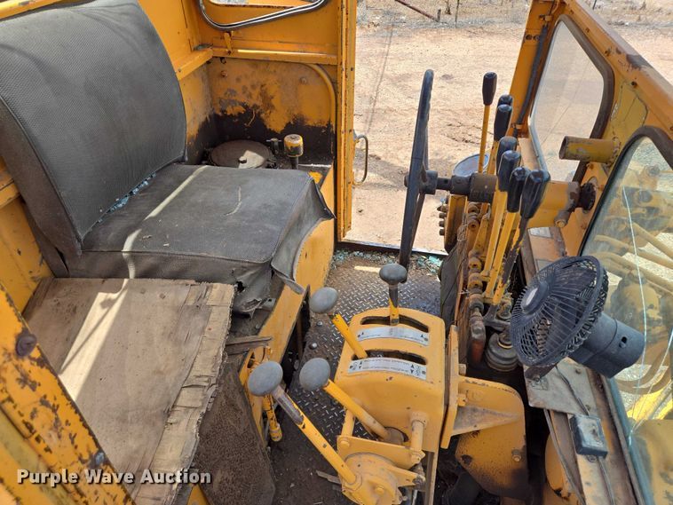 image for item DT4894 1971 Galion T-500 rigid frame motor grader