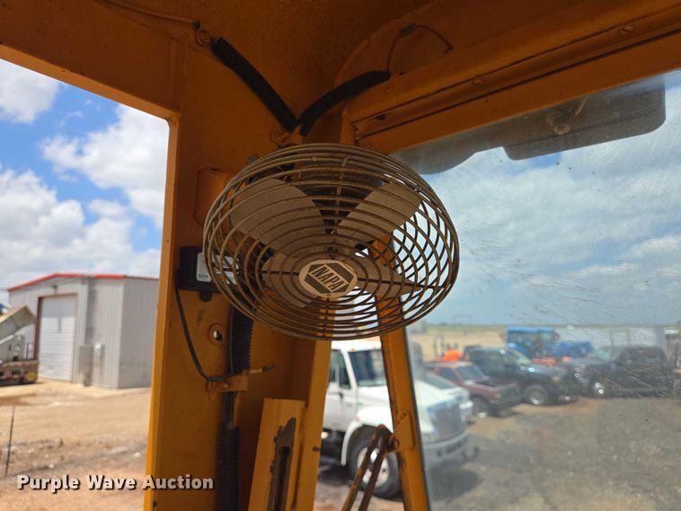 image for item DT4894 1971 Galion T-500 rigid frame motor grader