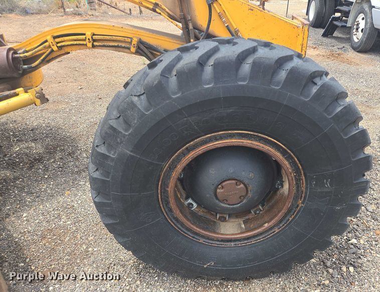 image for item DT4894 1971 Galion T-500 rigid frame motor grader