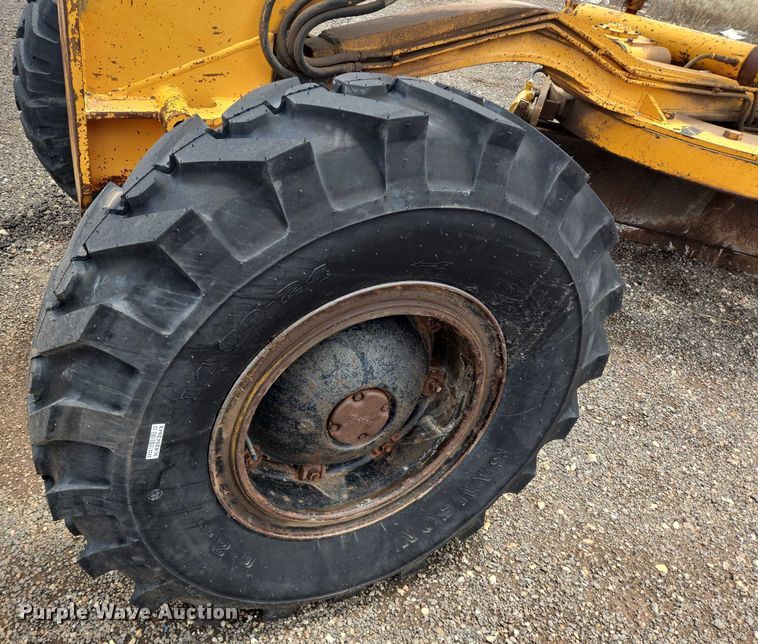 image for item DT4894 1971 Galion T-500 rigid frame motor grader