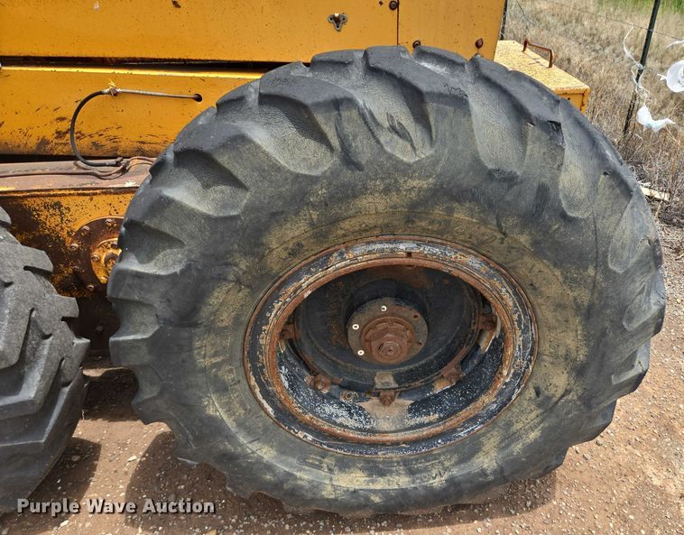 image for item DT4894 1971 Galion T-500 rigid frame motor grader