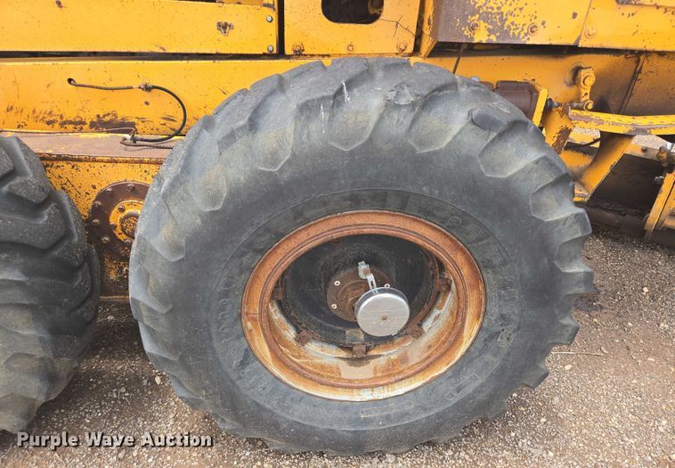 image for item DT4894 1971 Galion T-500 rigid frame motor grader