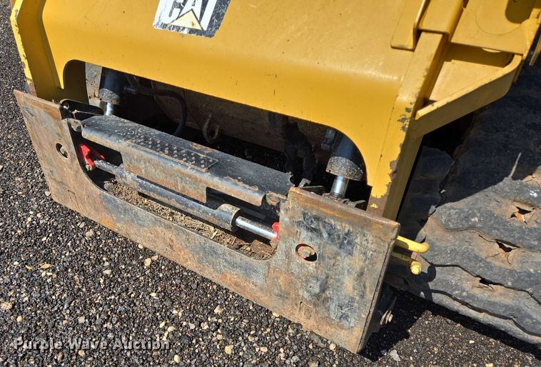 image for item DT4905 2018 Caterpillar 299D2 tracked skid steer loader