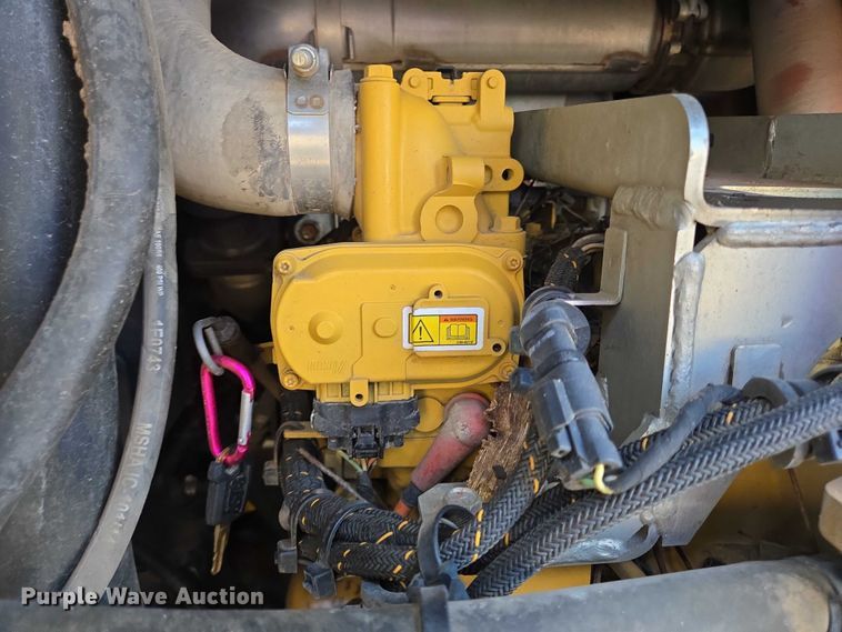 image for item DT4905 2018 Caterpillar 299D2 tracked skid steer loader