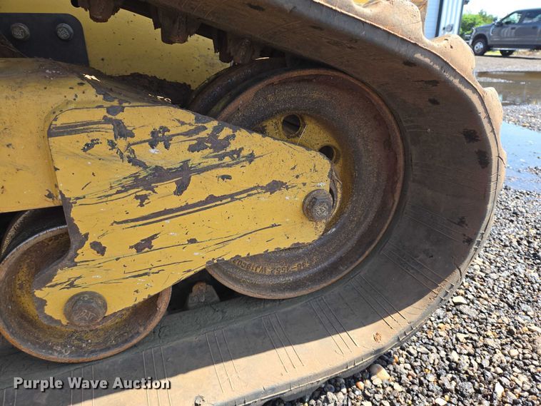 image for item DT4905 2018 Caterpillar 299D2 tracked skid steer loader