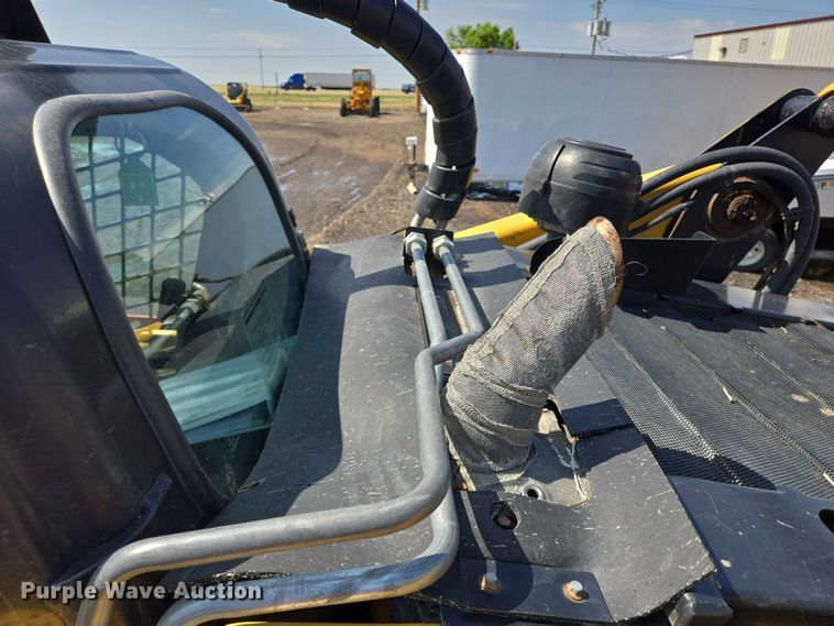 image for item DT4906 2019 Caterpillar 299D2XHP tracked skid steer loader