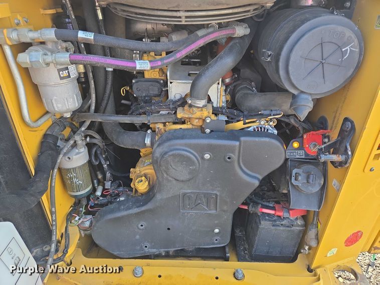 image for item DT4906 2019 Caterpillar 299D2XHP tracked skid steer loader
