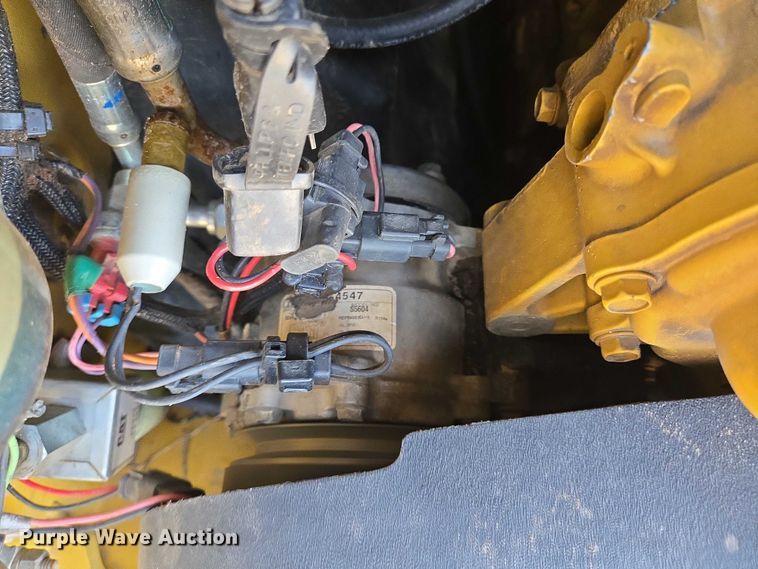 image for item DT4906 2019 Caterpillar 299D2XHP tracked skid steer loader