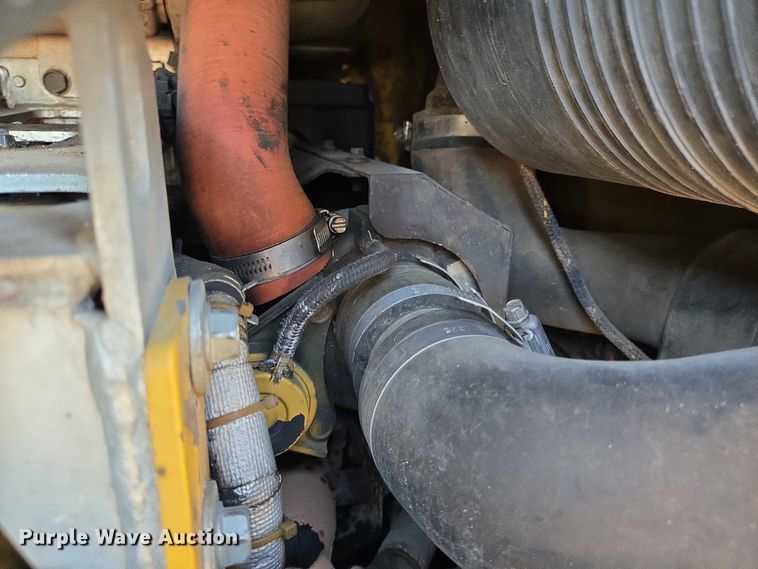 image for item DT4906 2019 Caterpillar 299D2XHP tracked skid steer loader