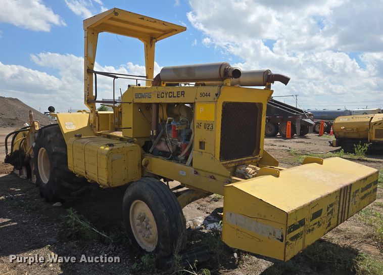image for item DT4913 1987 Bomag MPH100R soil stabilizer / recycler