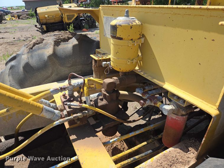 image for item DT4913 1987 Bomag MPH100R soil stabilizer / recycler