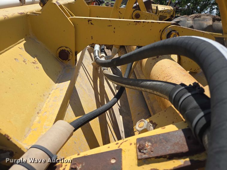 image for item DT4913 1987 Bomag MPH100R soil stabilizer / recycler