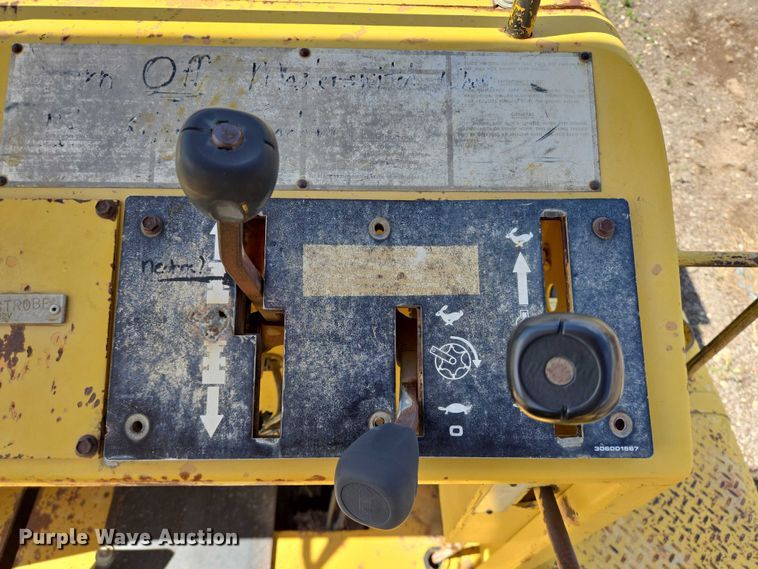 image for item DT4913 1987 Bomag MPH100R soil stabilizer / recycler