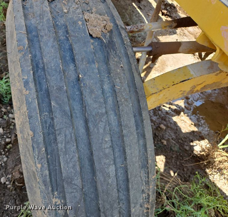 image for item DT4913 1987 Bomag MPH100R soil stabilizer / recycler