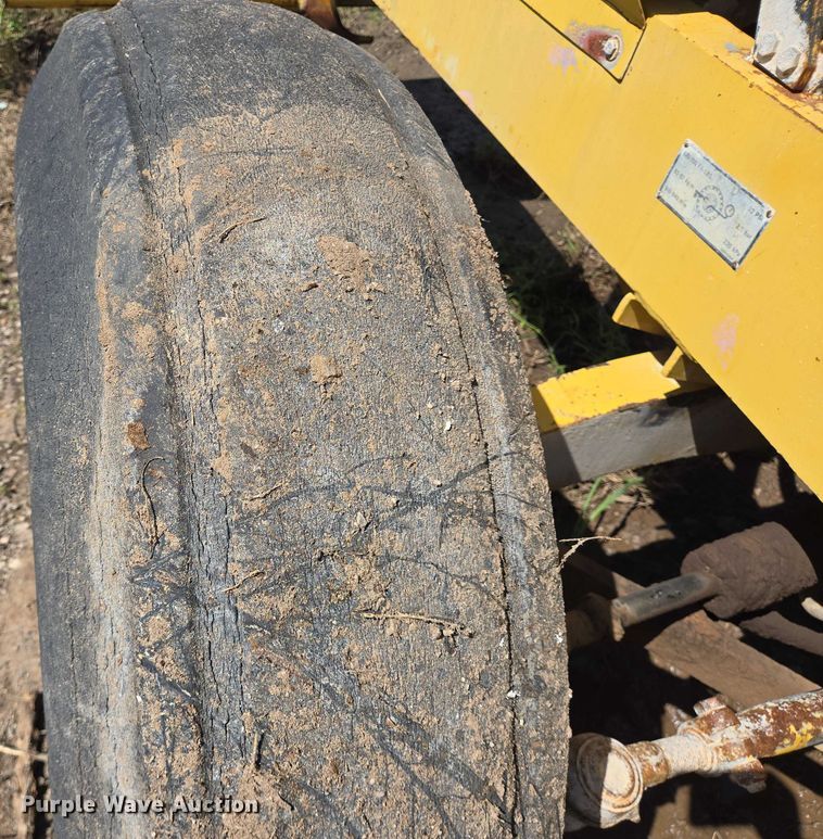 image for item DT4913 1987 Bomag MPH100R soil stabilizer / recycler