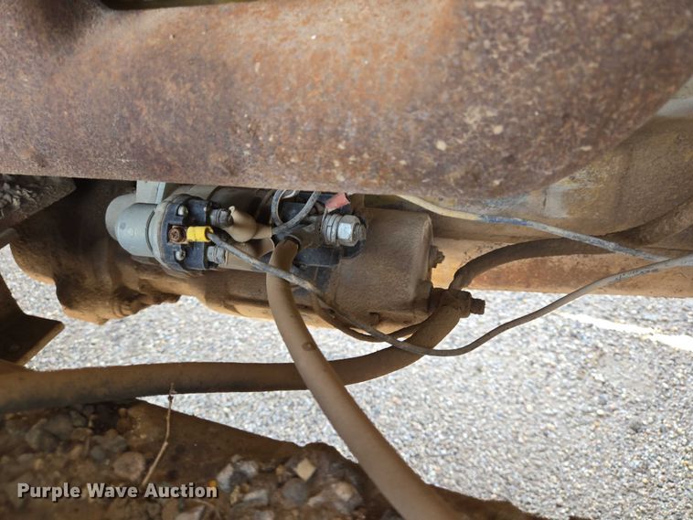 image for item DT4914 WH MFG Spread King chip spreader