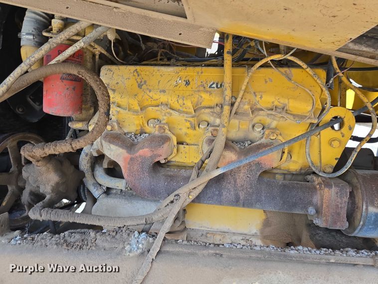 image for item DT4914 WH MFG Spread King chip spreader