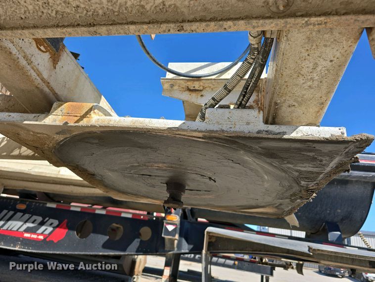 image for item DT6803 1998 Ranch Manufacturing Co. 21-42-3 bottom dump trailer