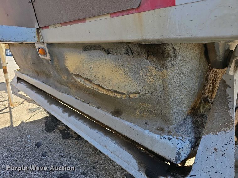 image for item DT6803 1998 Ranch Manufacturing Co. 21-42-3 bottom dump trailer