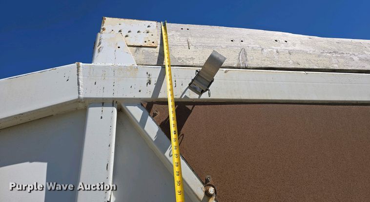 image for item DT6803 1998 Ranch Manufacturing Co. 21-42-3 bottom dump trailer