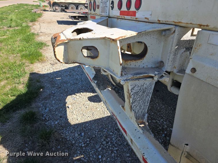 image for item DT6803 1998 Ranch Manufacturing Co. 21-42-3 bottom dump trailer