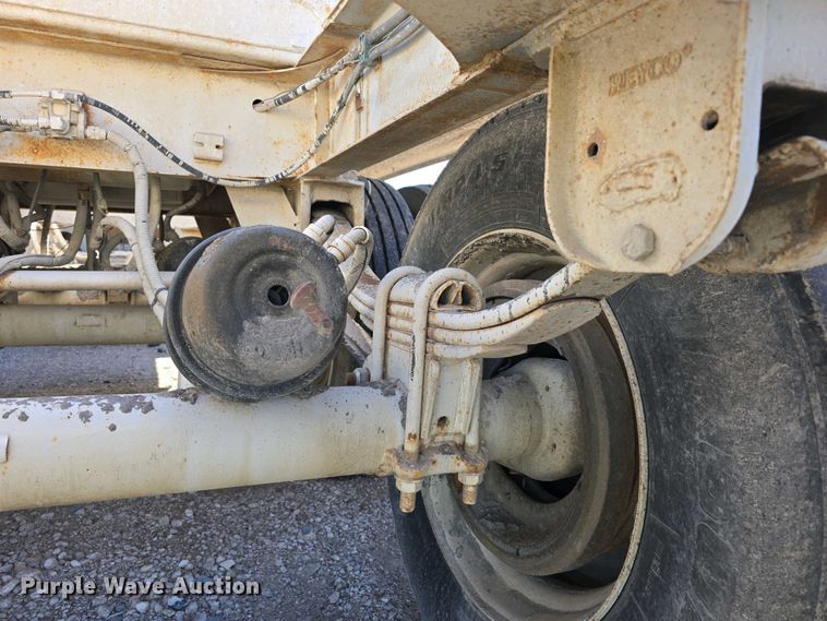 image for item DT6803 1998 Ranch Manufacturing Co. 21-42-3 bottom dump trailer