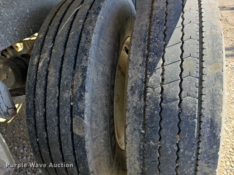 image for item DT6803 1998 Ranch Manufacturing Co. 21-42-3 bottom dump trailer