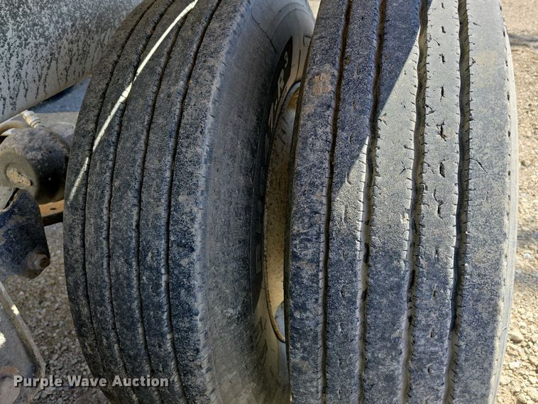 image for item DT6803 1998 Ranch Manufacturing Co. 21-42-3 bottom dump trailer