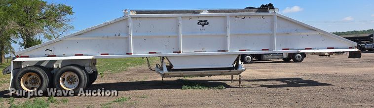 image for item DT6882 2003 Corn Belt Manufacturing Trailblazer S-4202 bottom dump trailer