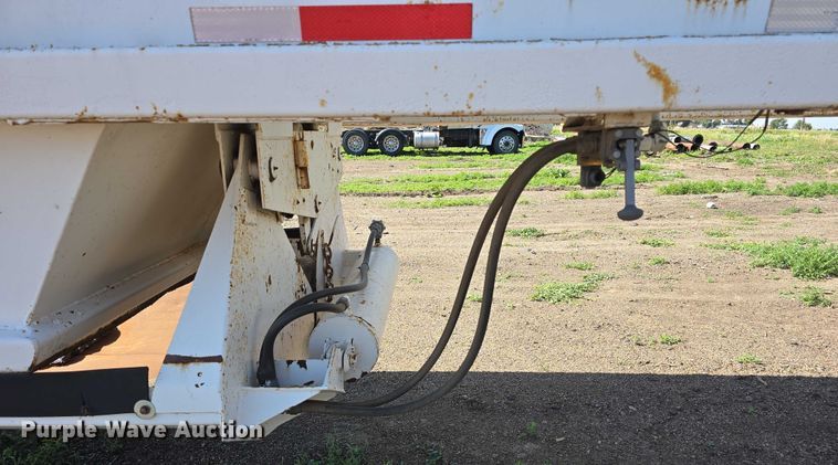 image for item DT6882 2003 Corn Belt Manufacturing Trailblazer S-4202 bottom dump trailer