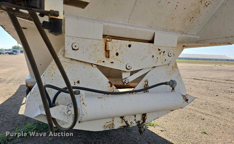 image for item DT6882 2003 Corn Belt Manufacturing Trailblazer S-4202 bottom dump trailer