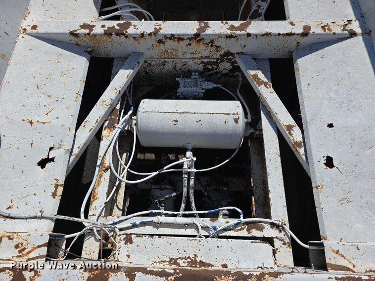 image for item DT6882 2003 Corn Belt Manufacturing Trailblazer S-4202 bottom dump trailer