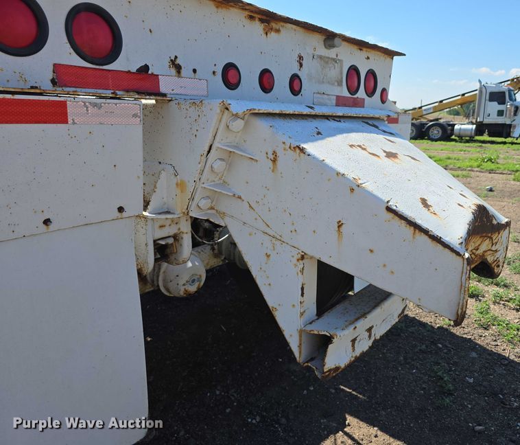 image for item DT6882 2003 Corn Belt Manufacturing Trailblazer S-4202 bottom dump trailer