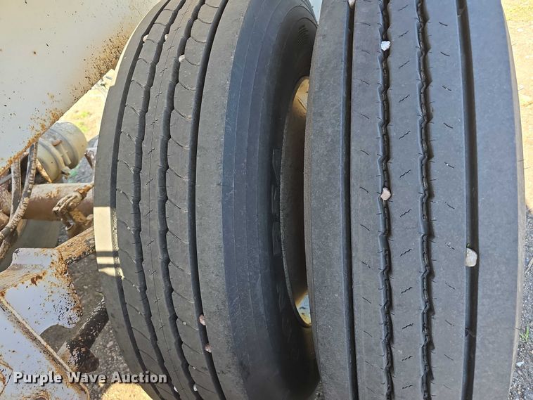 image for item DT6882 2003 Corn Belt Manufacturing Trailblazer S-4202 bottom dump trailer