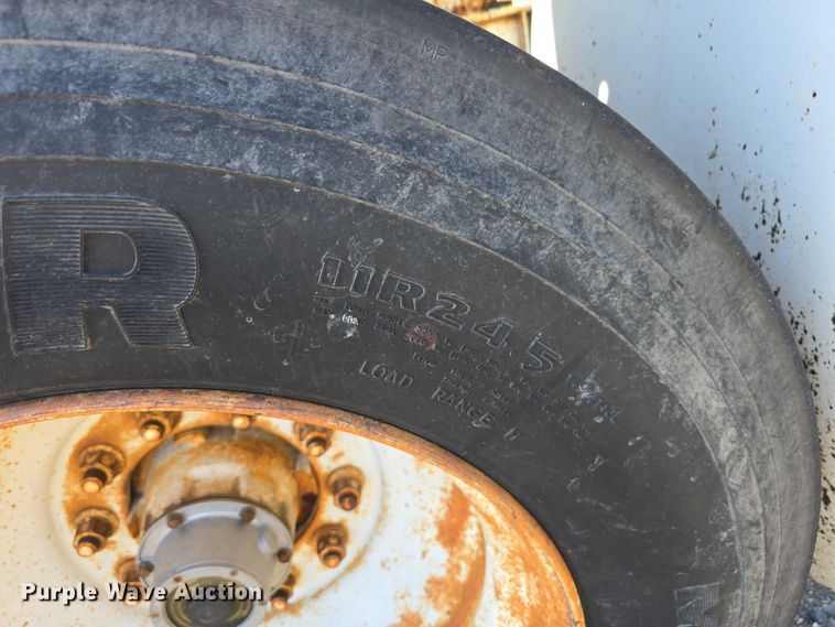 image for item DT6882 2003 Corn Belt Manufacturing Trailblazer S-4202 bottom dump trailer