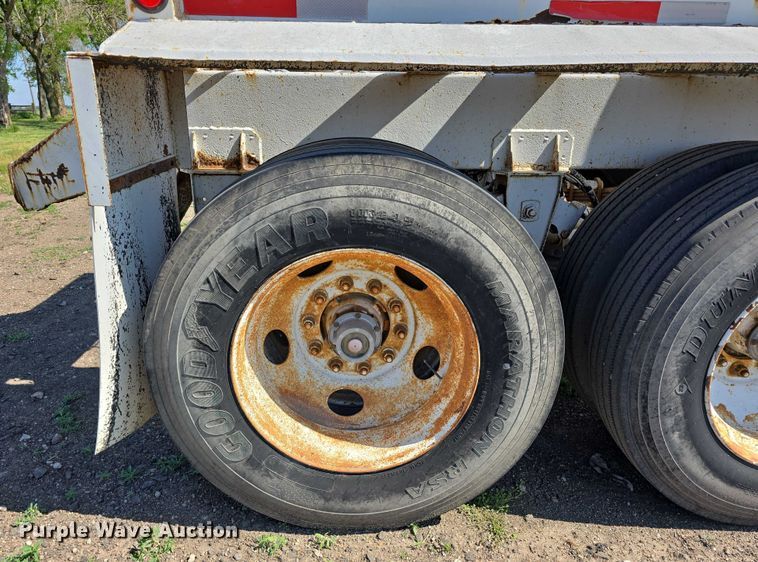 image for item DT6882 2003 Corn Belt Manufacturing Trailblazer S-4202 bottom dump trailer