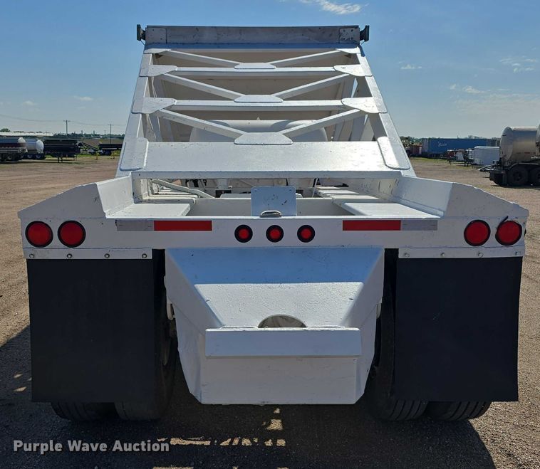 image for item DT6883 2015 Manac bottom dump trailer
