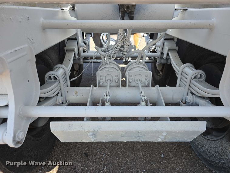 image for item DT6883 2015 Manac bottom dump trailer