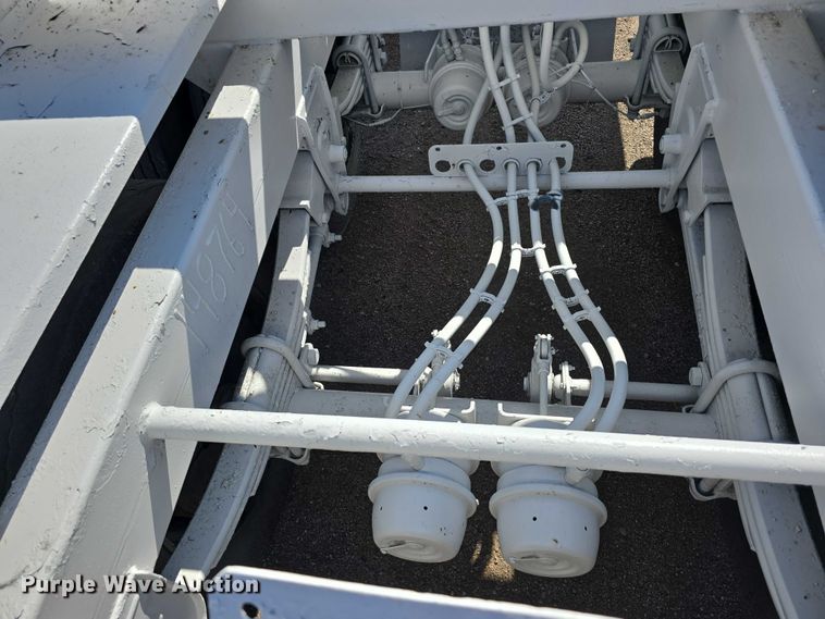 image for item DT6883 2015 Manac bottom dump trailer