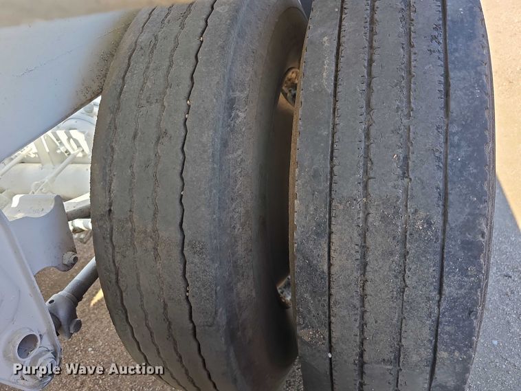 image for item DT6883 2015 Manac bottom dump trailer