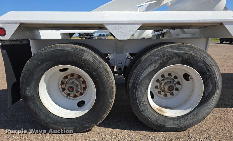 image for item DT6883 2015 Manac bottom dump trailer