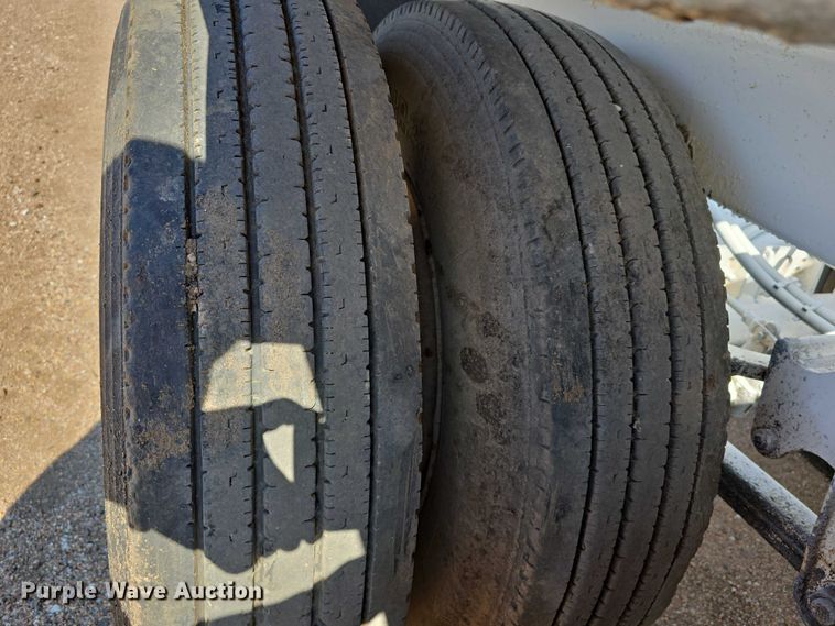 image for item DT6883 2015 Manac bottom dump trailer