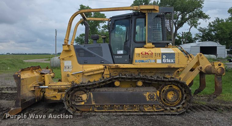 image for item DT6889 2006 Komatsu D61EX-15 dozer